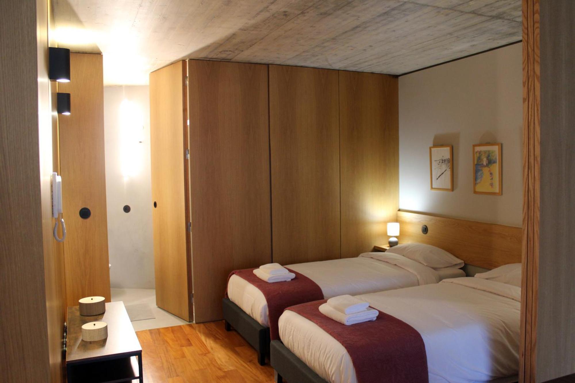 Fervenca Apartments ヴィラ・ノヴァ・デ・ガイア 部屋 写真
